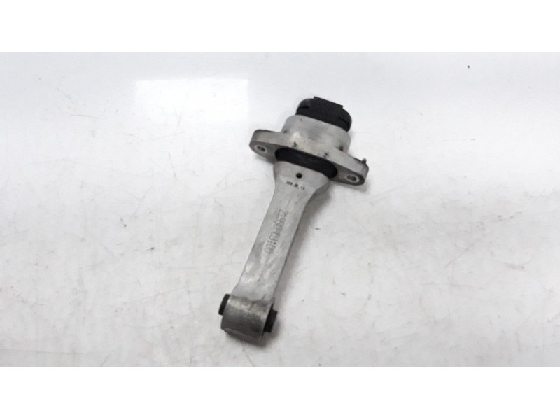Recambio de soporte motor trasero para hyundai tucson 1.6 crdi cat referencia OEM IAM 21950D3100  
