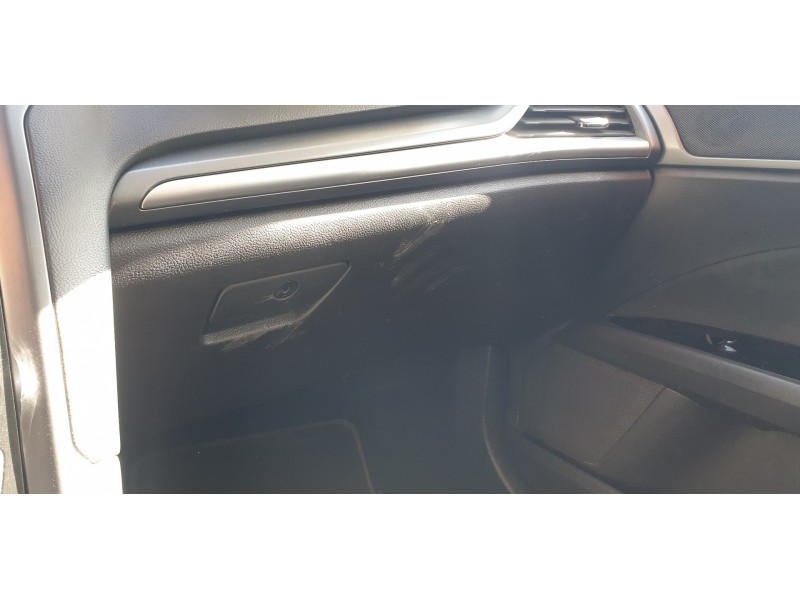 Recambio de guantera para ford mondeo lim. 2.0 cat híbrido referencia OEM IAM 2481745  