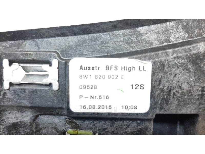 Recambio de aireador central para audi a4 avant (8w5) básico referencia OEM IAM 8W1820902E  