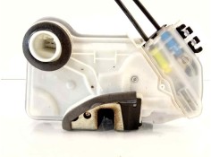 CERRADURA PUERTA DELANTERA IZQUIERDA 690400K070 