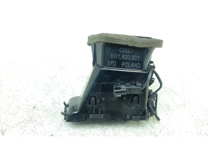 Recambio de aireador izquierdo para audi a4 avant (8w5) básico referencia OEM IAM 8W1820901  