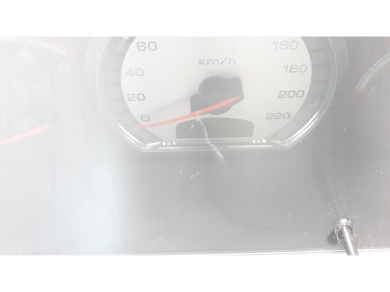 Recambio de cuadro instrumentos para ssangyong rexton w 2.0 td cat referencia OEM IAM 8022008P41  