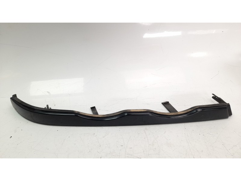 Recambio de moldura para bmw serie 3 berlina (e46) referencia OEM IAM 51138208486 107060802 BM0182103