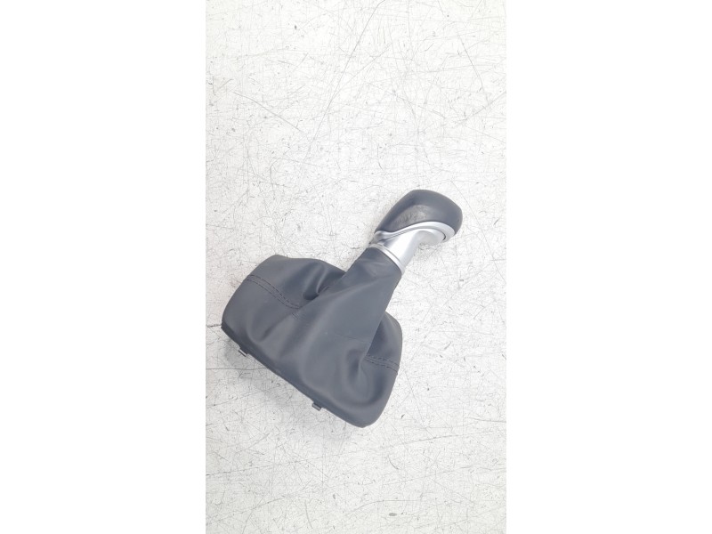 Recambio de pomo palanca cambio para hyundai kona 1.0 tgdi cat referencia OEM IAM 43711J9100  