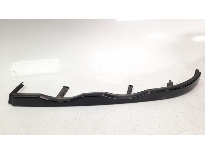 Recambio de moldura para bmw serie 3 berlina (e46) referencia OEM IAM 51138208485 107060803 BM0182104