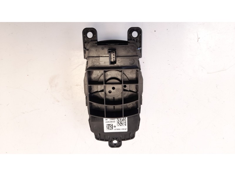 Recambio de mando multifuncion para bmw serie 1 lim. (f20) 116d referencia OEM IAM 931769501  