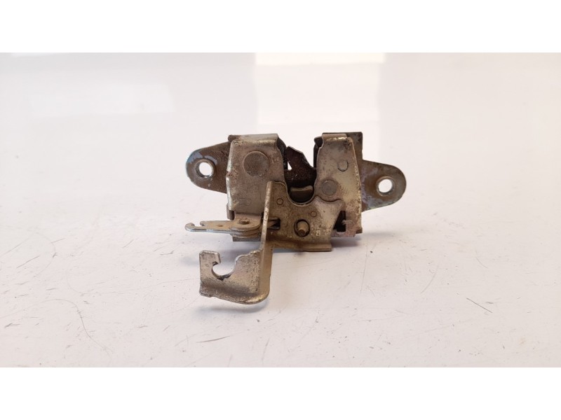 Recambio de cerradura capo para toyota hilux (kun) 2.5 turbodiesel referencia OEM IAM 535100K320  