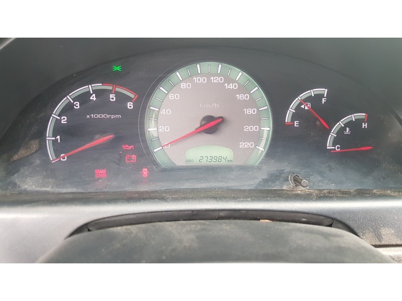 Recambio de cuadro instrumentos para ssangyong rexton w 2.0 td cat referencia OEM IAM 8022008P41  