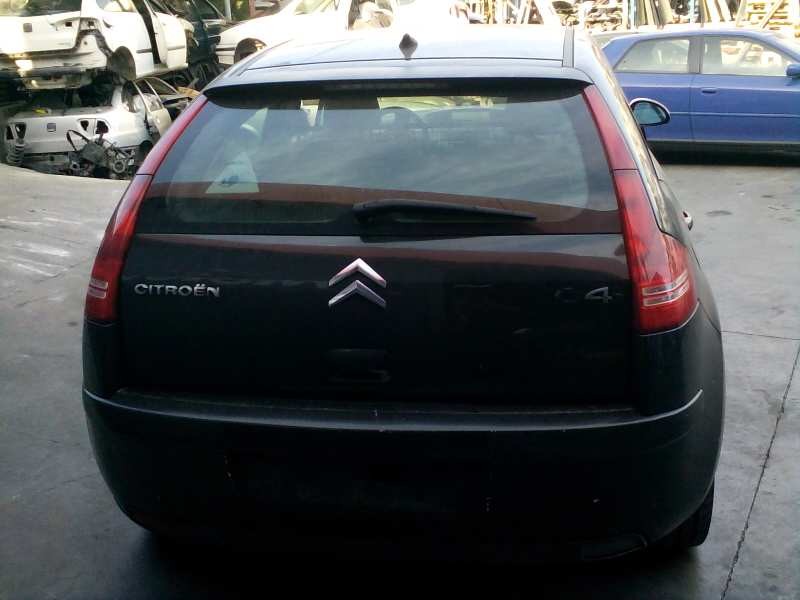 citroen c4 berlina del año 2005