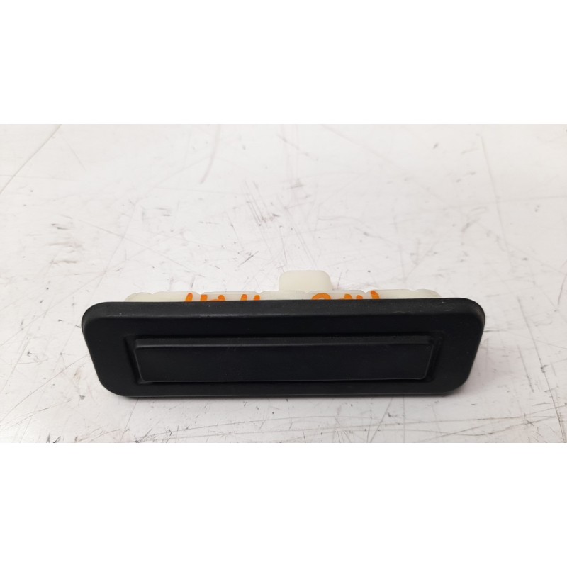 Recambio de maneta exterior porton para fiat tipo ii (356) sedan 1.6 jtdm 16v referencia OEM IAM 52030365  