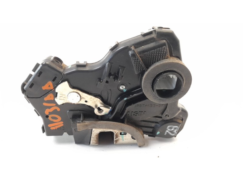 Recambio de cerradura puerta delantera derecha para toyota hilux (kun) 2.5 turbodiesel referencia OEM IAM 690300K230  