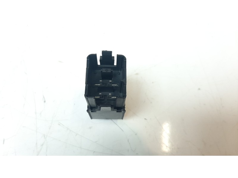 Recambio de warning para seat altea (5p1) referencia OEM IAM 5P0953235B  