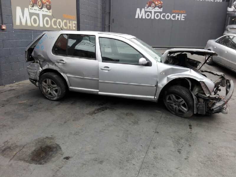 volkswagen golf iv berlina (1j1) del año 2013