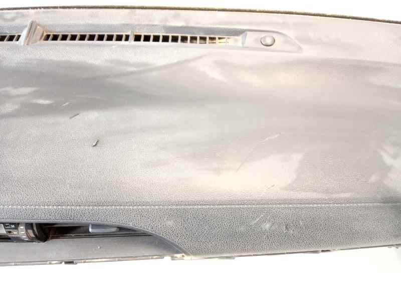 Recambio de kit airbag para toyota hilux (kun) double cab 4x4 referencia OEM IAM 55302KK110C0  