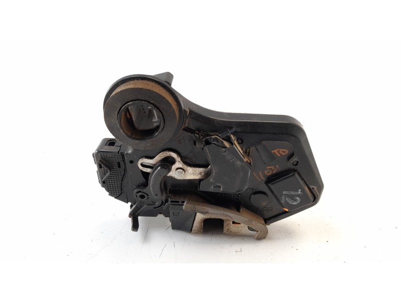 Recambio de cerradura puerta trasera derecha para toyota hilux (kun) 2.5 turbodiesel referencia OEM IAM 697700K020  