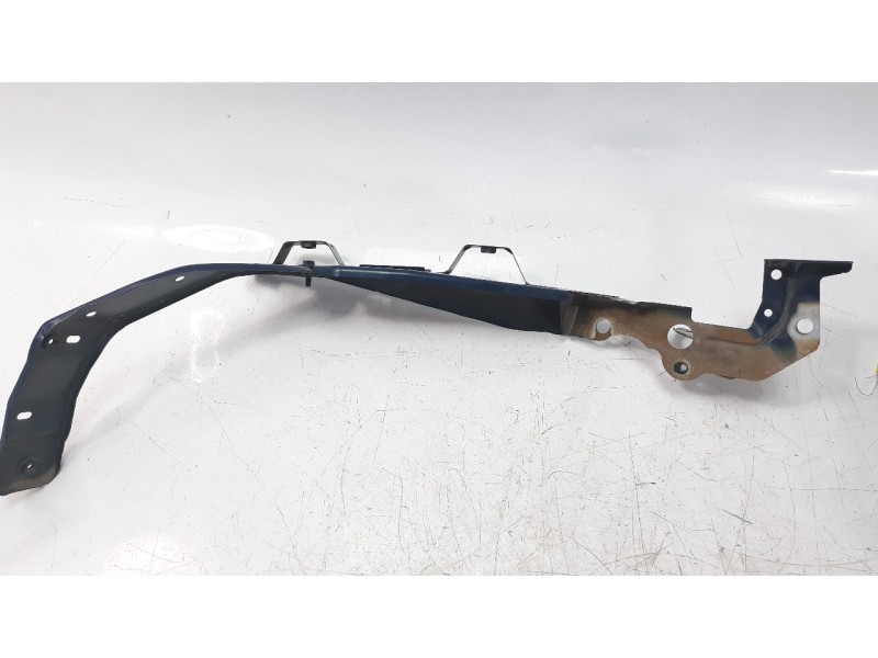 Recambio de soporte faro derecho para citroen c4 picasso 1.2 12v e-thp / puretech referencia OEM IAM 9801669280  