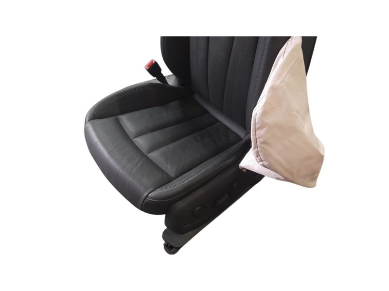Recambio de juego asientos completo para audi a4 avant (8w5) básico referencia OEM IAM 8W0881806B  