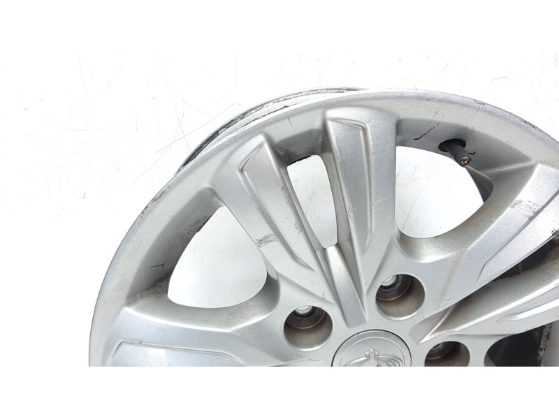 Recambio de llanta para ssangyong rexton w 2.0 td cat referencia OEM IAM 4173008H00 16PULGADAS 