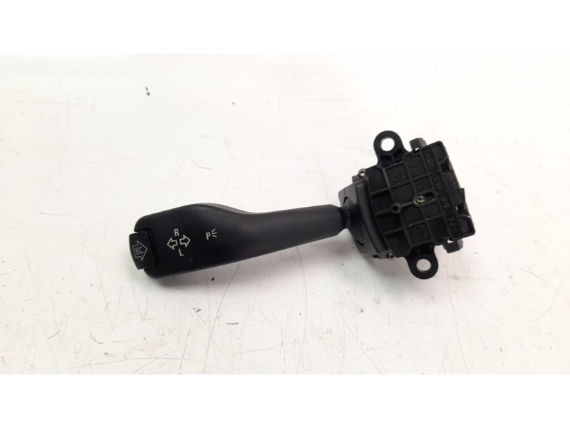 Recambio de mando intermitentes para bmw serie 3 berlina (e46) referencia OEM IAM 8363668  
