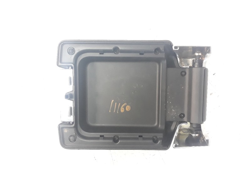 Recambio de apoyabrazos central para land rover range rover sport 3.0 td v6 cat referencia OEM IAM FJB500980PVJ  