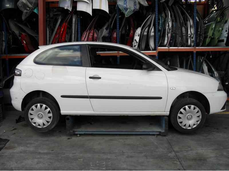 seat ibiza (6l1) del año 2008