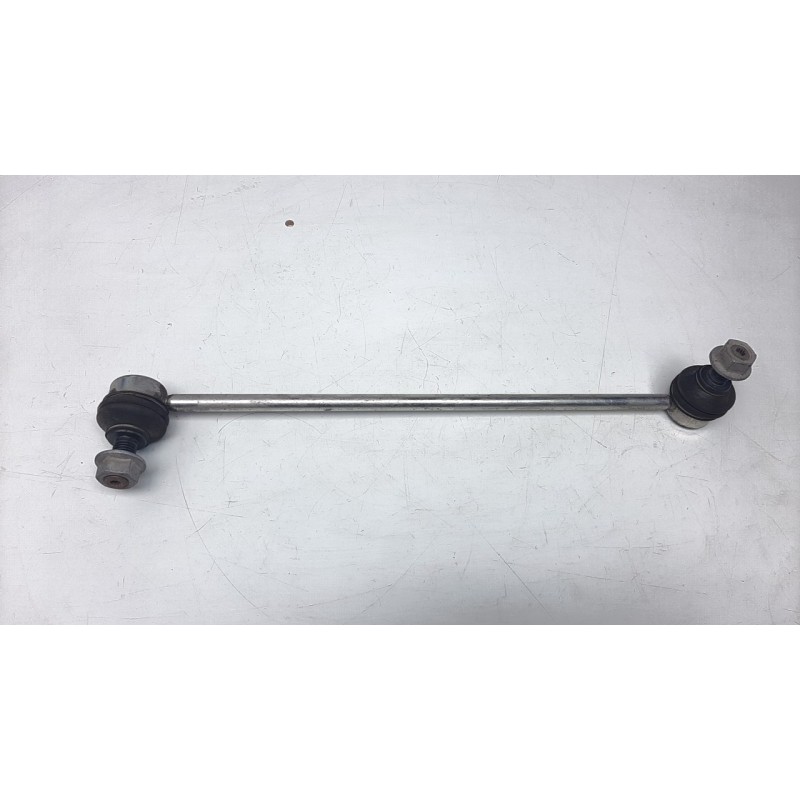 Recambio de bieleta estabilizadora delantera izquierda para volkswagen golf vii lim. (bq1) 1.6 tdi referencia OEM IAM 5Q0411315A