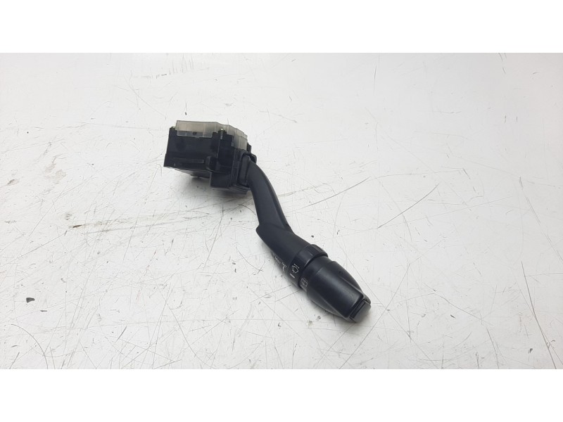 Recambio de mando limpia para ssangyong rexton w 2.0 td cat referencia OEM IAM 8591008120  