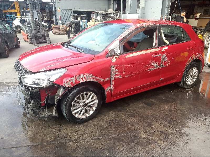 kia rio (yb) del año 2018