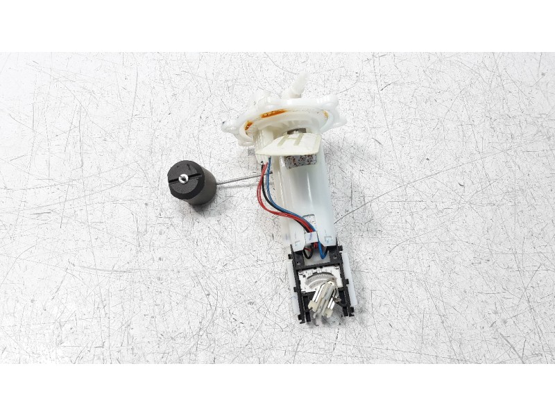 Recambio de bomba combustible para ktm 390 duke referencia OEM IAM 93307088000  