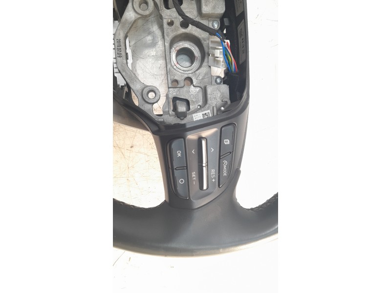 Recambio de volante para hyundai kona 1.0 tgdi cat referencia OEM IAM 56110J9790MGE  