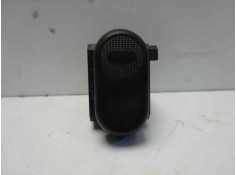 MANDO ELEVALUNAS TRASERO DERECHO 04671863AA 