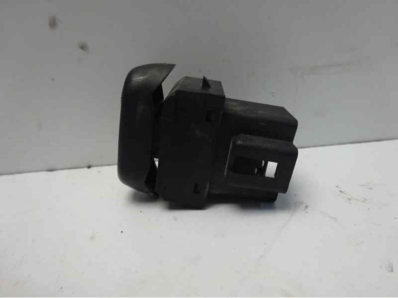 Recambio de mando elevalunas trasero derecho para chrysler pt cruiser (pt) 2.0 classic referencia OEM IAM 04671863AA  