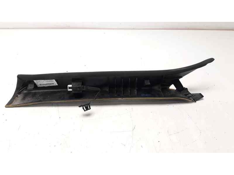 Recambio de moldura para maserati ghibli s q4 referencia OEM IAM 06700114050  