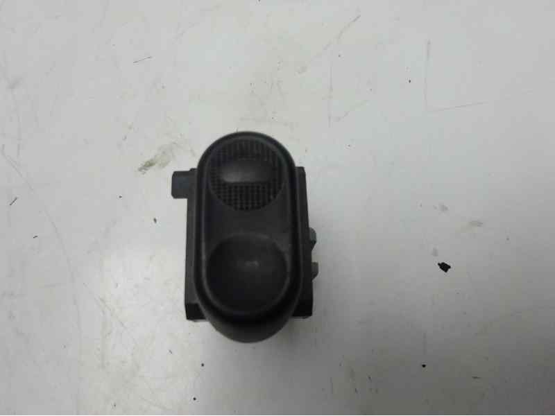 Recambio de mando elevalunas trasero izquierdo para chrysler pt cruiser (pt) 2.0 classic referencia OEM IAM 04671862AA  