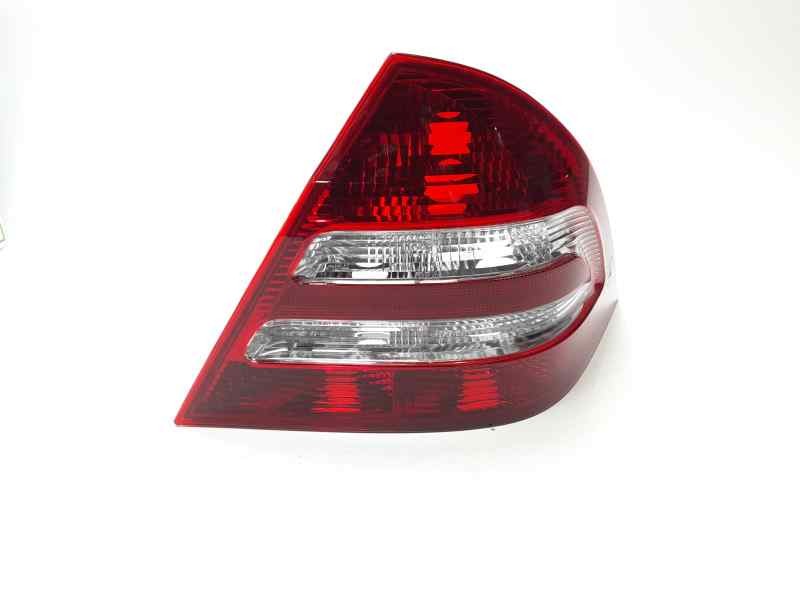 Recambio de piloto trasero derecho para mercedes-benz clase c (w203) berlina referencia OEM IAM 2038200264 103F13131780 ME028415