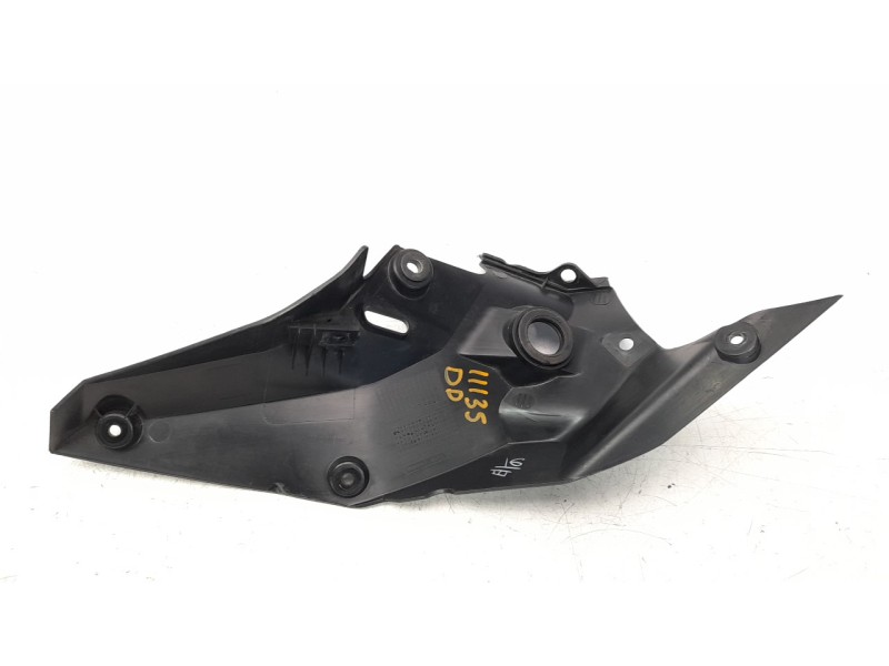 Recambio de moldura para ktm 390 duke 390 duke referencia OEM IAM 93008055000  