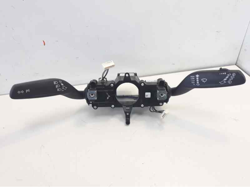Recambio de mando multifuncion para audi a1 sportback (8xf) attraction referencia OEM IAM 8X0953521AE 8X0953502 