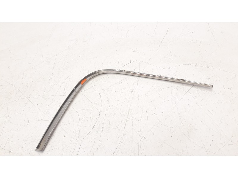 Recambio de moldura para peugeot 2008 (--.2013) 1.2 12v e-thp referencia OEM IAM 9800983880  