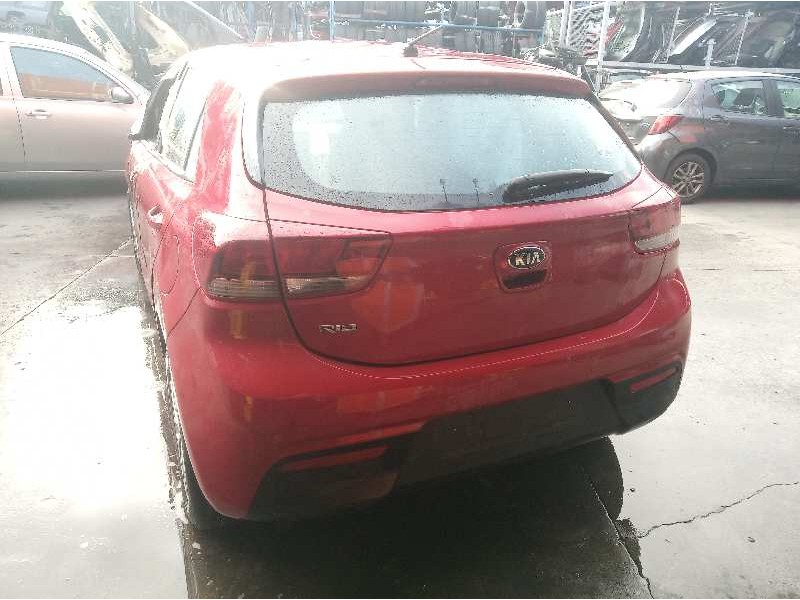 kia rio (yb) del año 2018