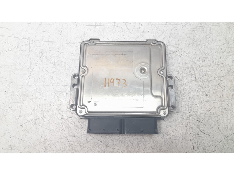 Recambio de centralita motor uce para hyundai tucson kosmo 4wd referencia OEM IAM 391992F571  
