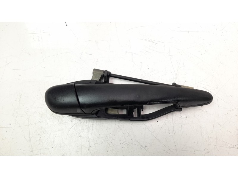 Recambio de maneta exterior trasera derecha para bmw serie 3 berlina (e46) referencia OEM IAM 51218253456  