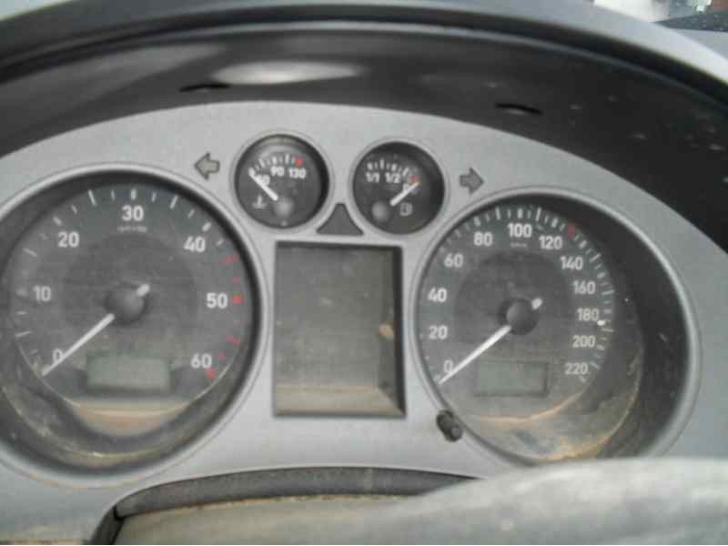 seat ibiza (6l1) del año 2008