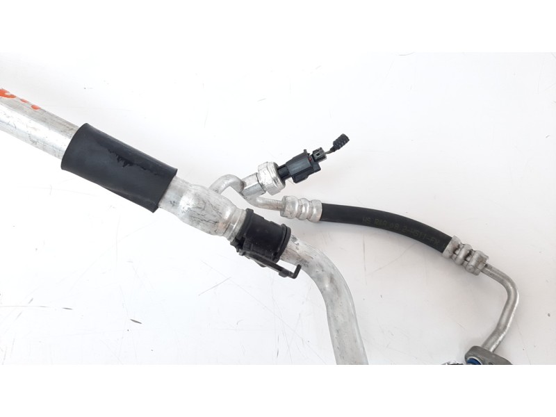 Recambio de tubos aire acondicionado para hyundai kona referencia OEM IAM T416231170  