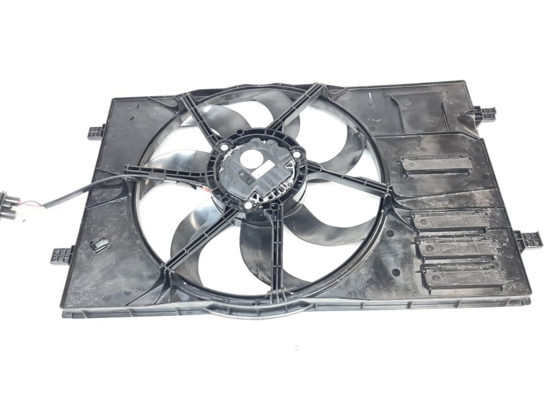 Recambio de electroventilador para volkswagen golf vii lim. (bq1) business referencia OEM IAM 5Q0121205AP  
