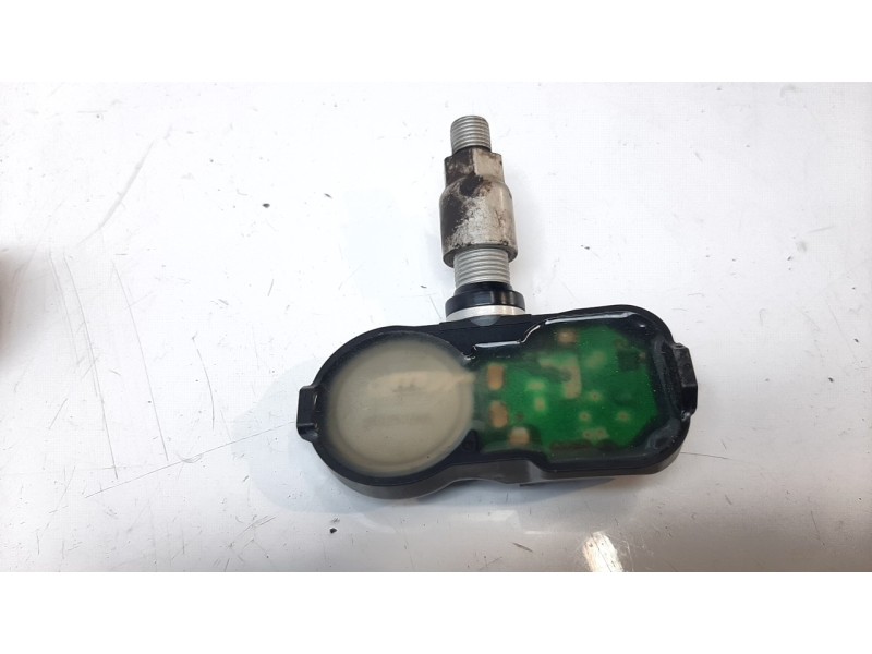 Recambio de sensor para toyota rav4 referencia OEM IAM PMVC210  