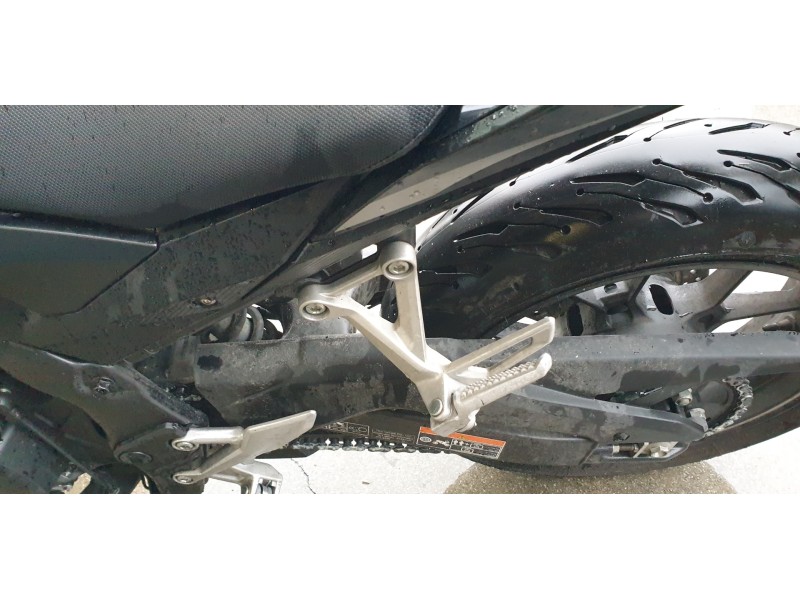 Recambio de estribo para honda cb 500f referencia OEM IAM 50725MJWJ00  