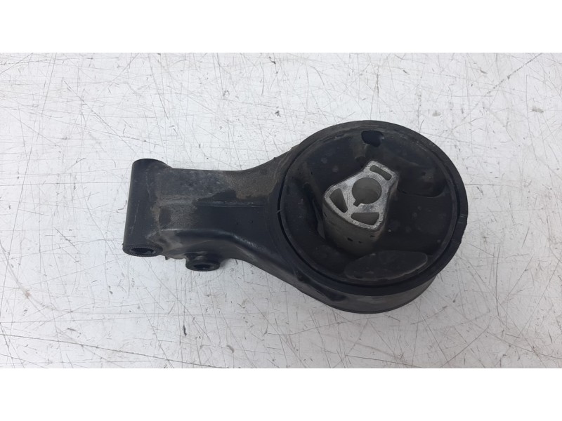 Recambio de soporte motor para opel insignia berlina 2.0 16v cdti referencia OEM IAM 13228303  