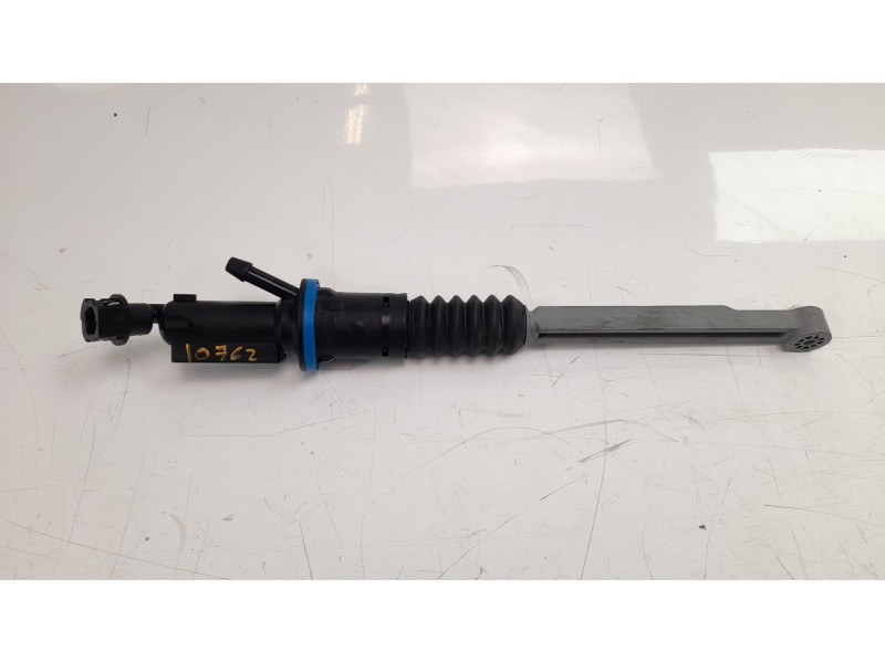 Recambio de bomba embrague para citroen c-elysée 1.6 blue-hdi fap referencia OEM IAM 9812925280  