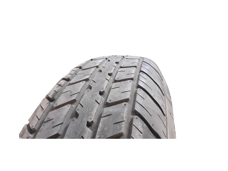 Recambio de neumatico repuesto para ssangyong rexton w 2.0 td cat referencia OEM IAM T1759016  