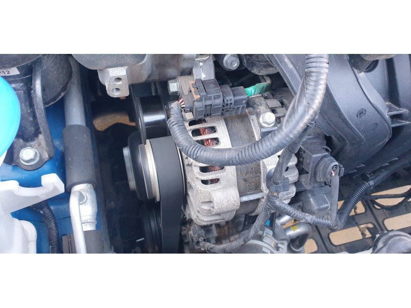 Recambio de alternador para kia stonic (ybcuv) concept referencia OEM IAM 3730003BA5  